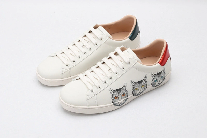 GUCCI ACE EMBROIDERED LOW-TOP SNEAKER  WHITE WITH CAT