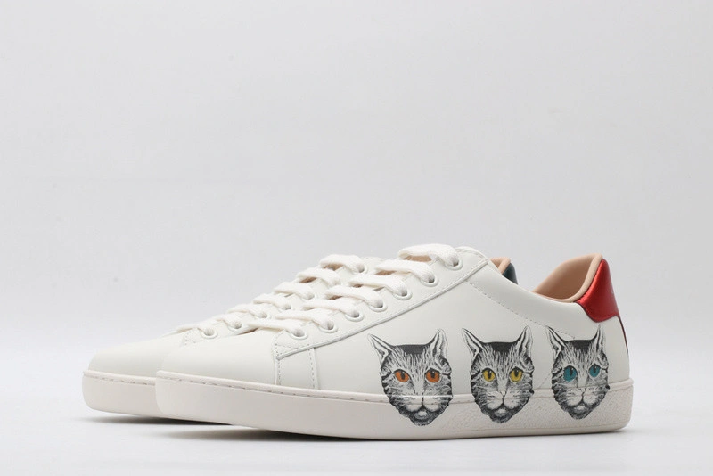 GUCCI ACE EMBROIDERED LOW-TOP SNEAKER  WHITE WITH CAT