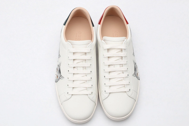 GUCCI ACE EMBROIDERED LOW-TOP SNEAKER  WHITE WITH CAT