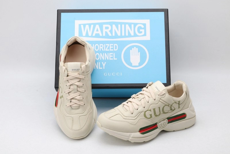 GUCCI ACE EMBROIDERED LOW-TOP SNEAKER  WHITE WITH 