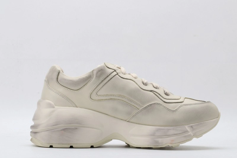 GUCCI ACE EMBROIDERED LOW-TOP SNEAKER  WHITE WITH LIPS