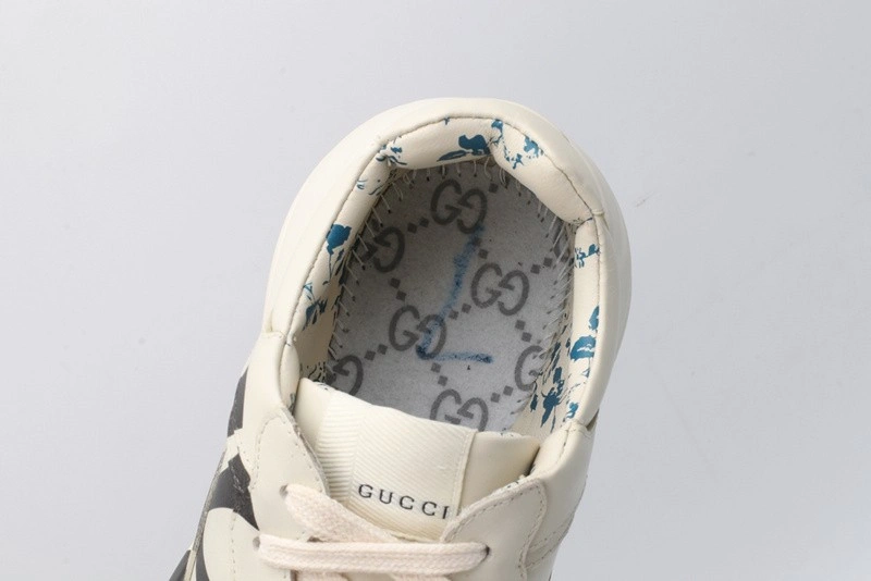 GUCCI ACE EMBROIDERED LOW-TOP SNEAKER  WHITE WITH NY