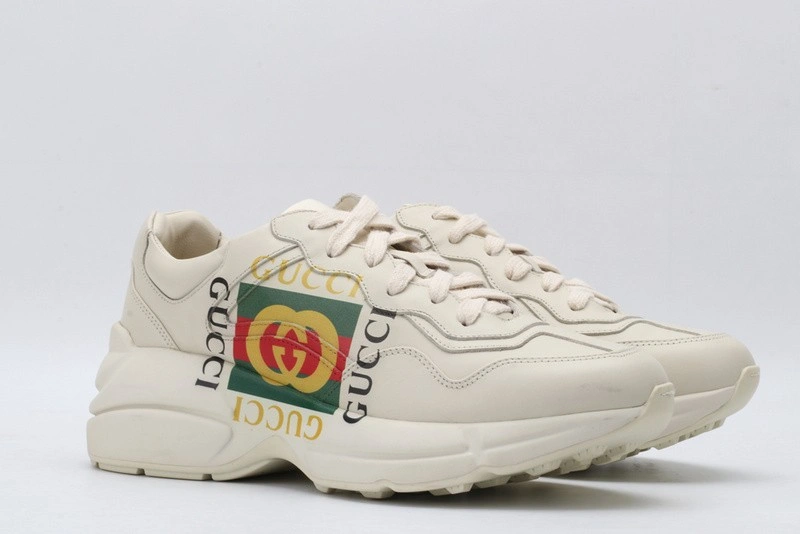 GUCCI ACE EMBROIDERED LOW-TOP SNEAKER  WHITE WITH PRINT