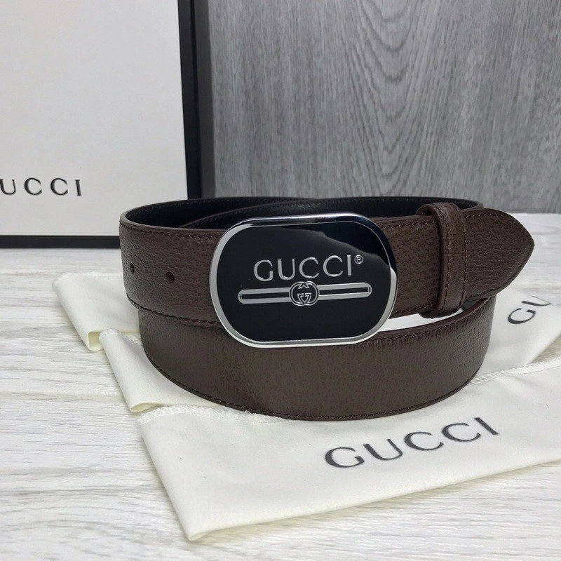 GUCCI Leather belt with Gucci Print buckle 547754