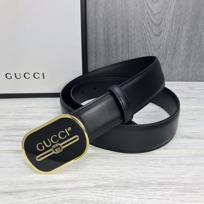 GUCCI Leather belt with Gucci Print buckle 547754