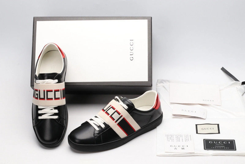 GUCI  LOW-TOP SNEAKER BLACK WITH GUCCI
