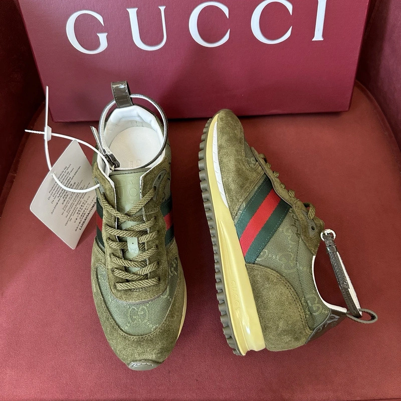 GUCI  Re-Motion SNEAKER
