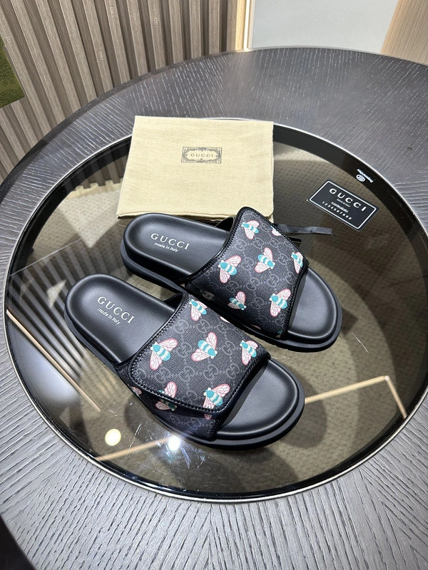 GUCI  SLIDES