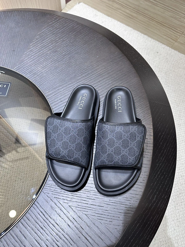 GUCI  SLIDES