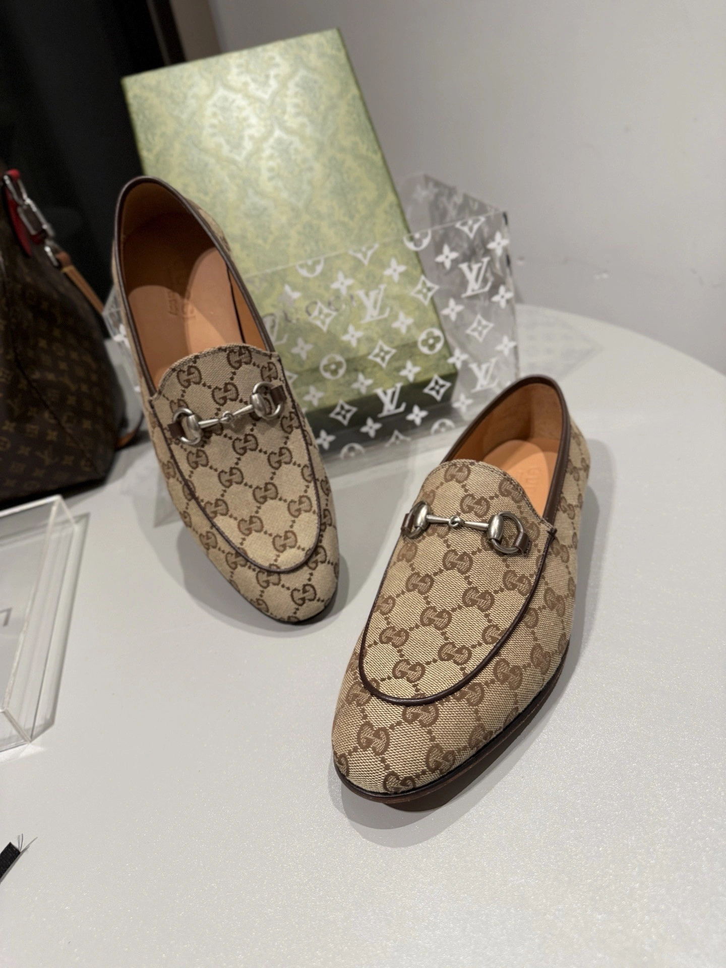 GUCI Leather Shoes