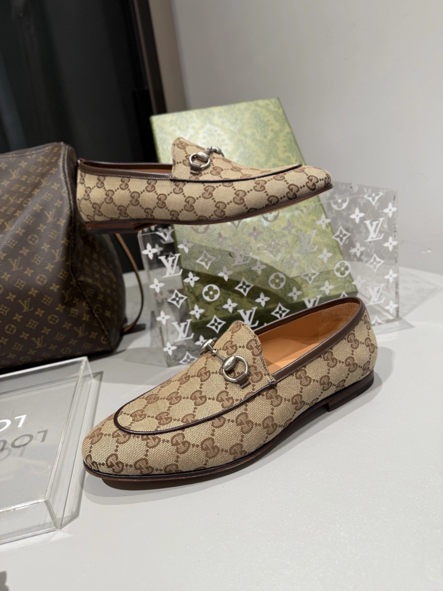 GUCI Leather Shoes
