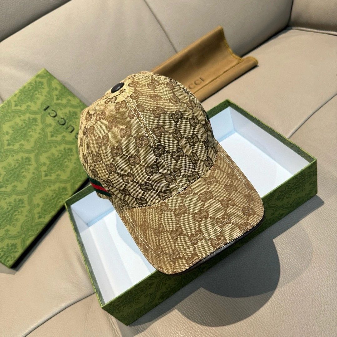 GUCI hat