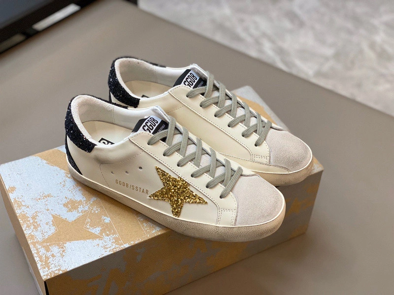 Goldn Gose sneaker