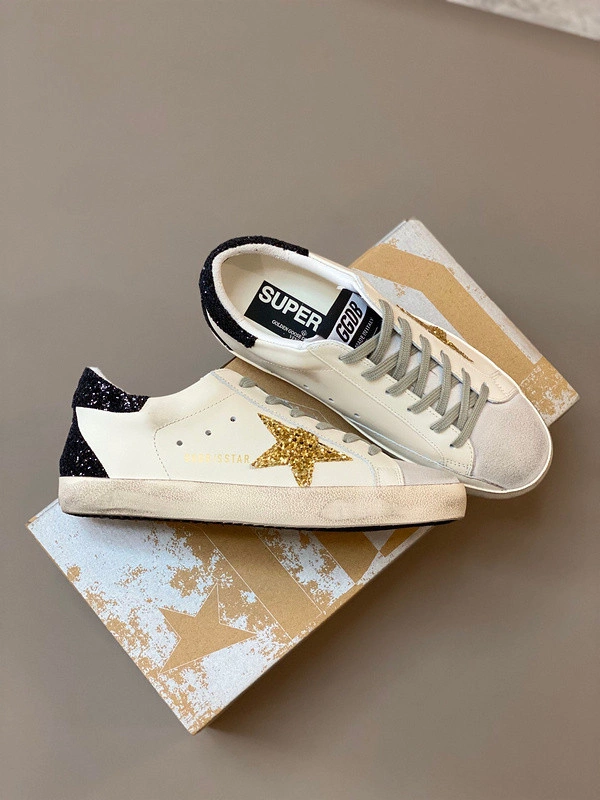 Goldn Gose sneaker