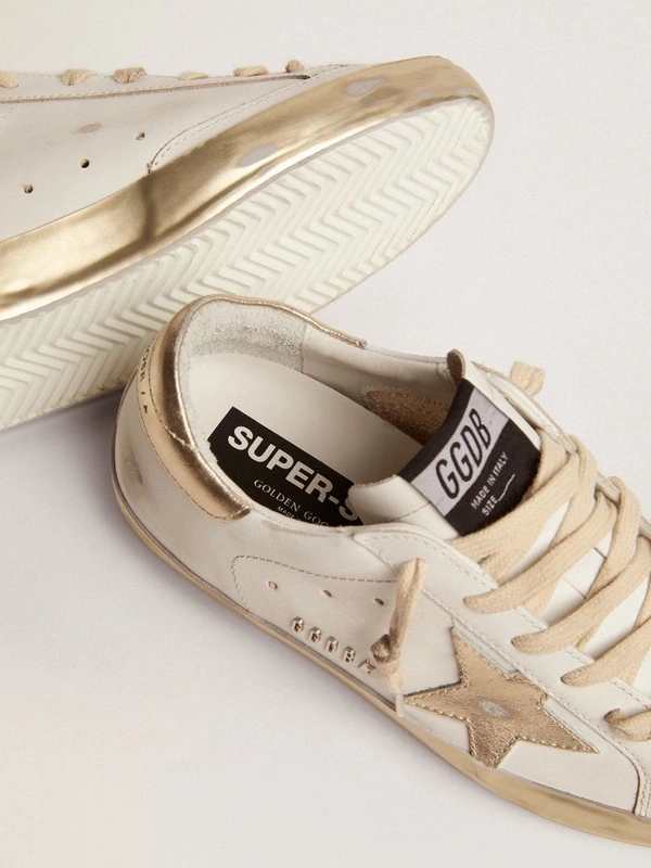 Goldn Gose sneaker