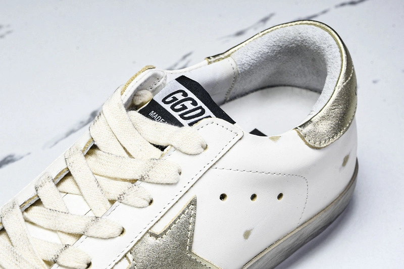 Goldn Gose sneaker