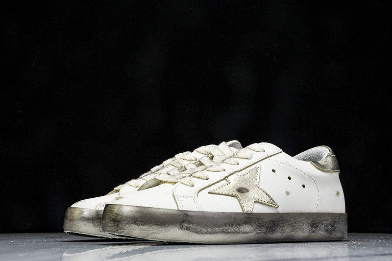 Goldn Gose sneaker