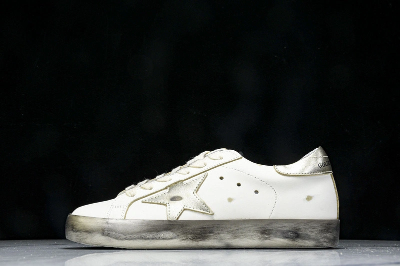 Goldn Gose sneaker