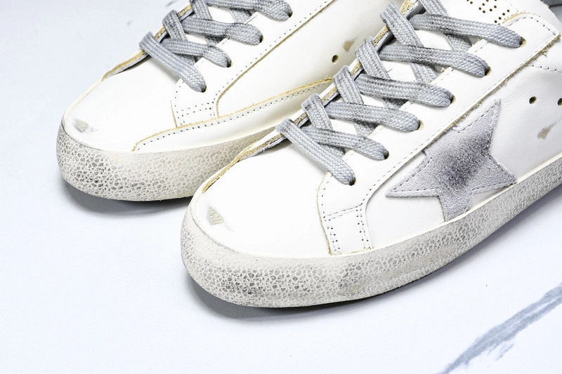 Goldn Gose sneaker
