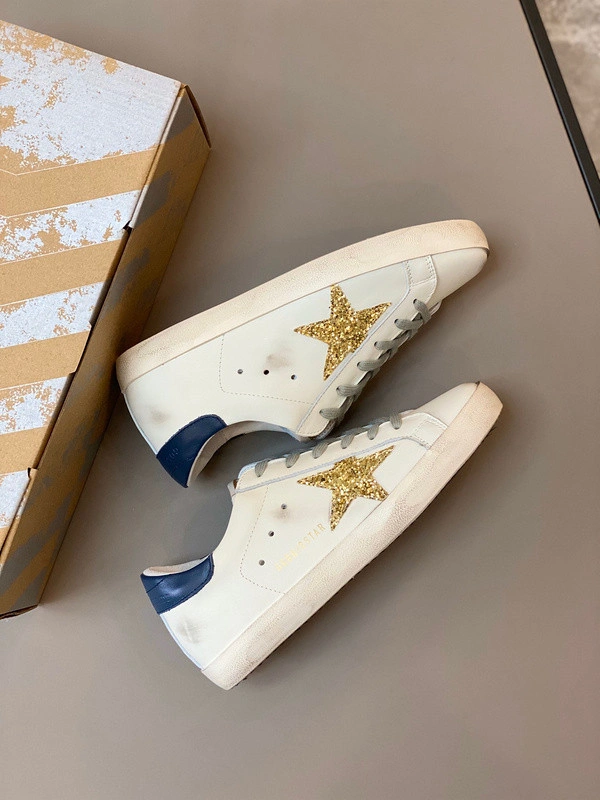 Goldn Gose sneaker