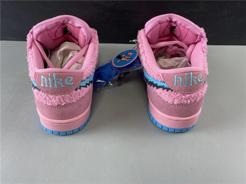 Grateful Dead x Nike SB Dunk Low   CJ5378-600