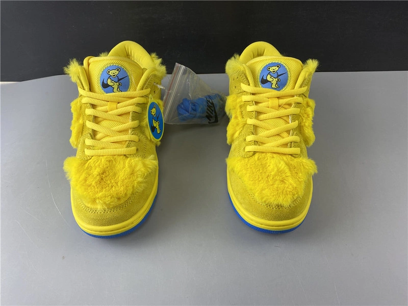 Grateful Dead x Nike SB Dunk Low“ Yellow Bear”  CJ5378-700