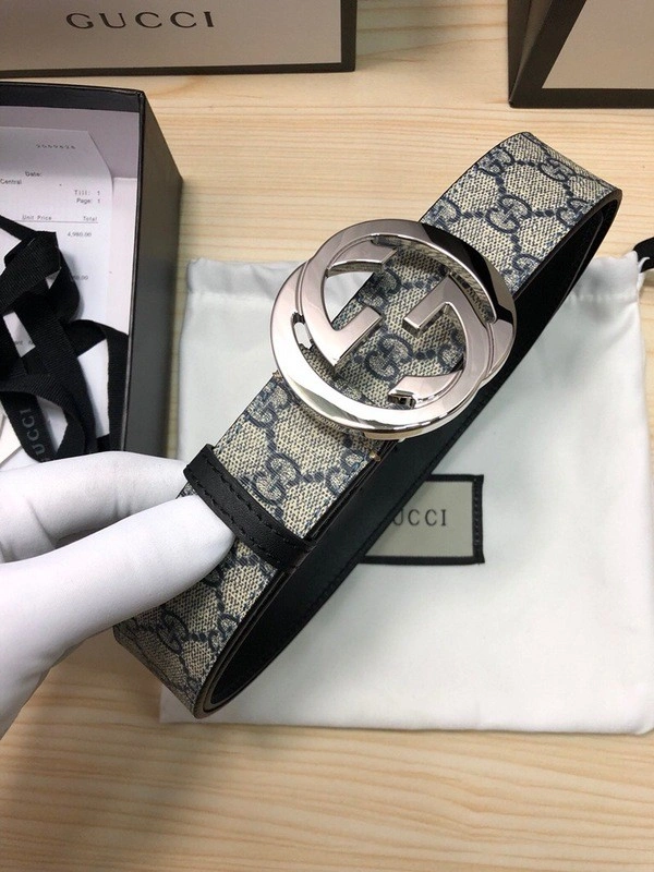 Gucci GG  belt with G buckle 411924-1