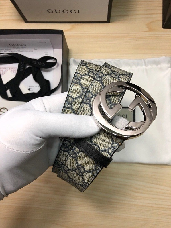 Gucci GG  belt with G buckle 411924-1