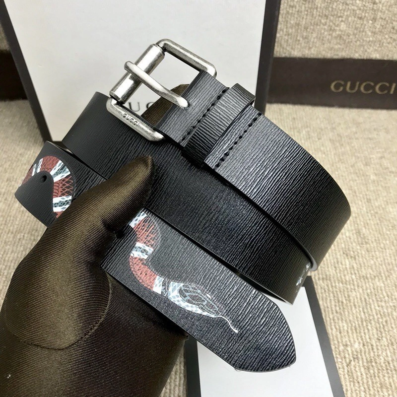 Gucci Leather belt with Kingsnake 434520