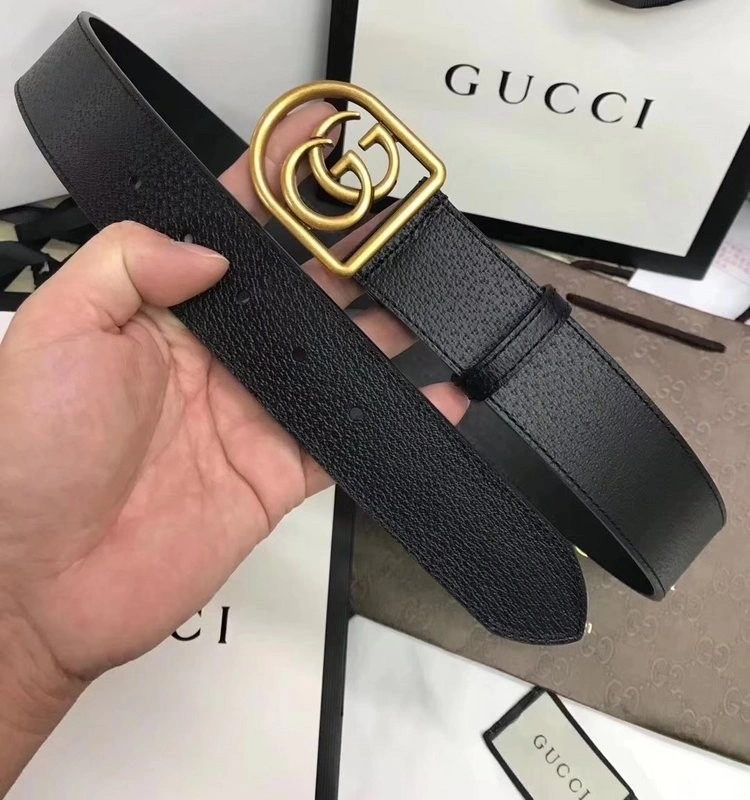 Gucci ‎Leather belt with framed Double G 495128