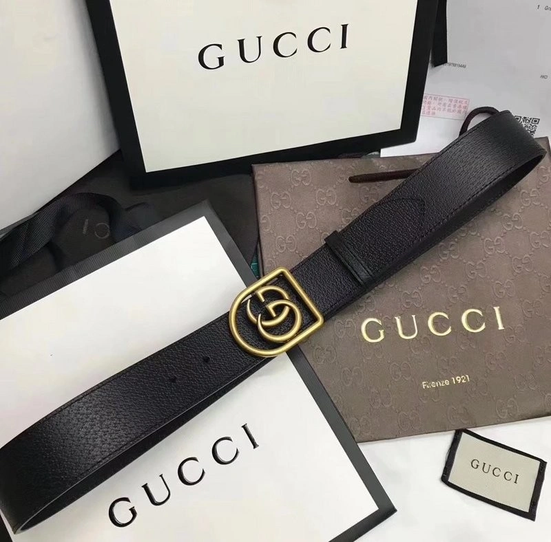 Gucci ‎Leather belt with framed Double G 495128