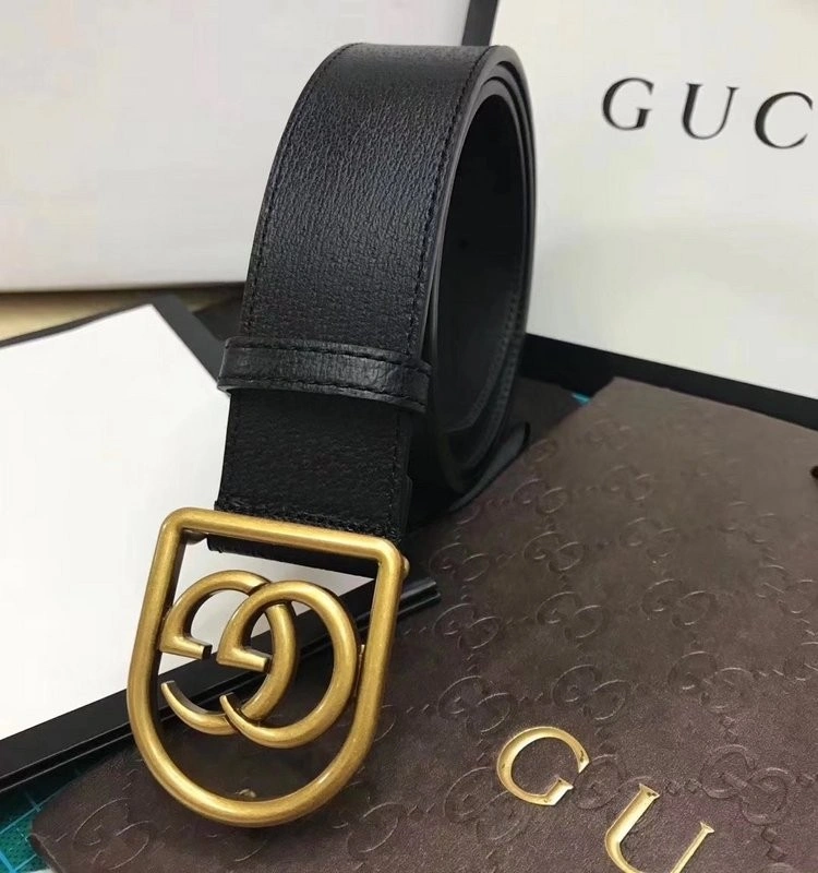 Gucci ‎Leather belt with framed Double G 495128