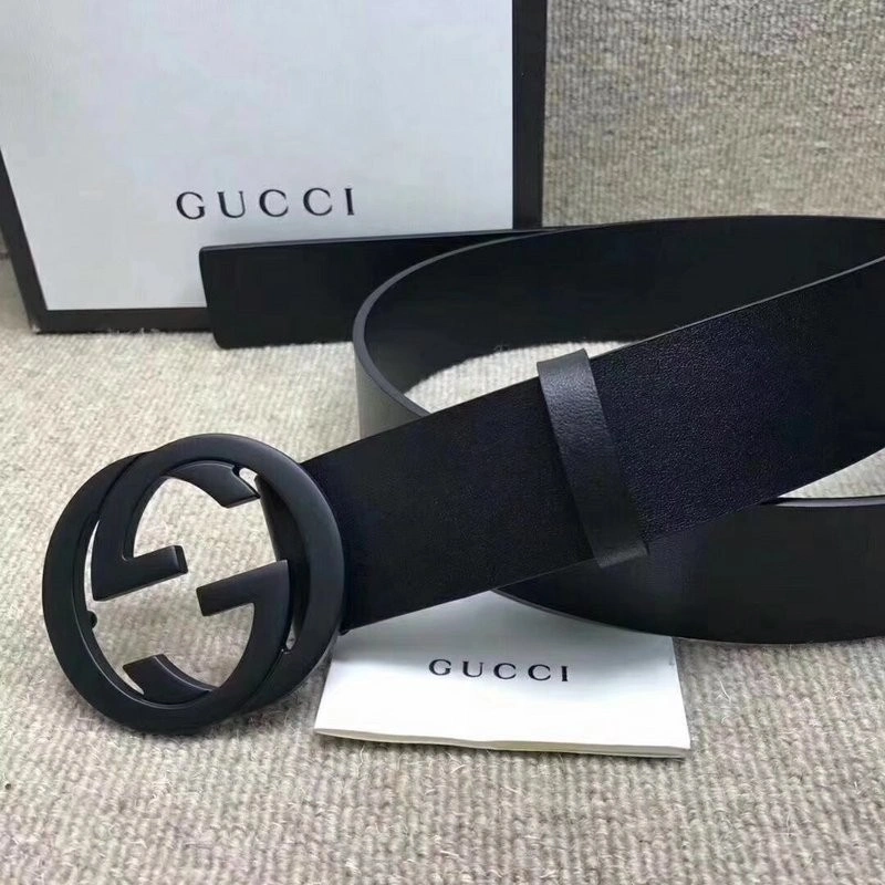 Gucci Leather belt with interlocking G buckle 368186