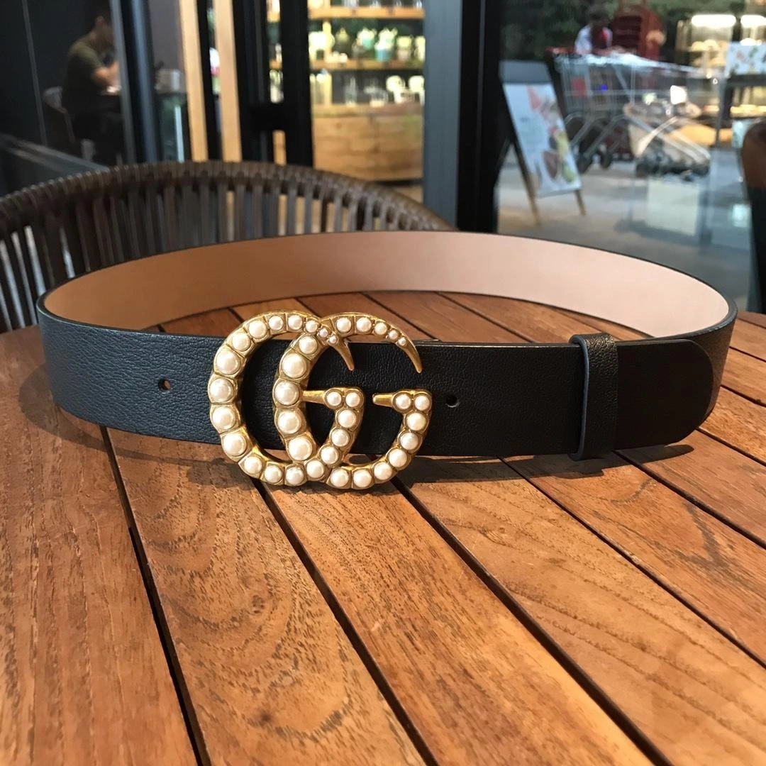 Gucci Leather belt with pearl Double G 453260