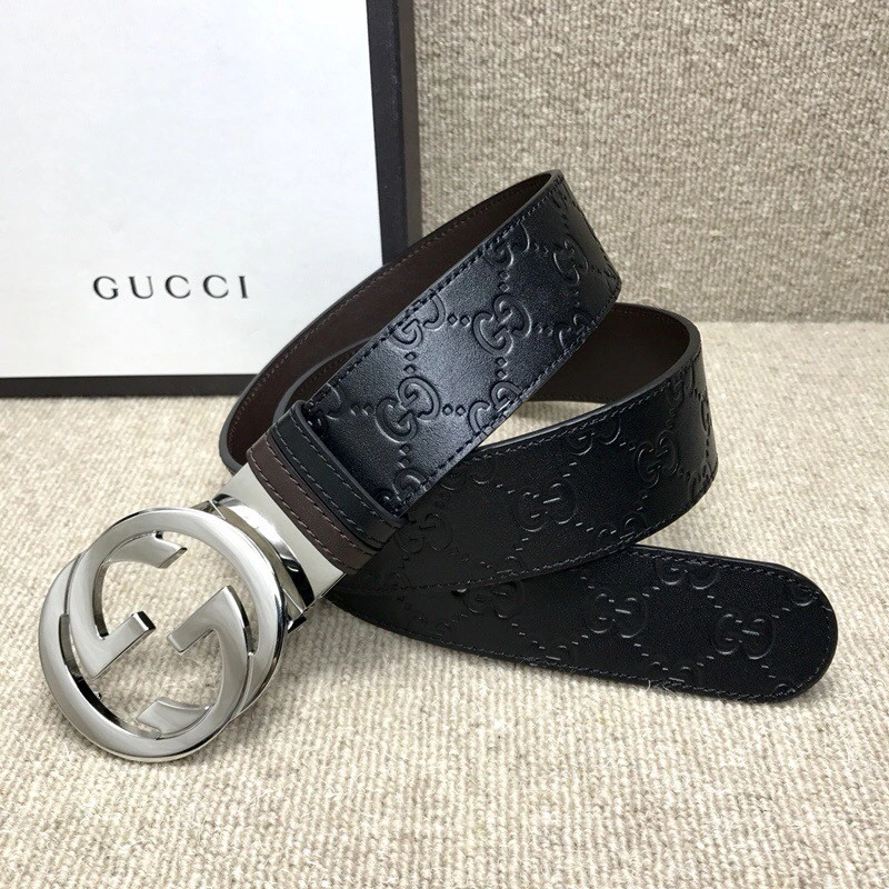 Gucci Reversible Gucci Signature belt 473030-1