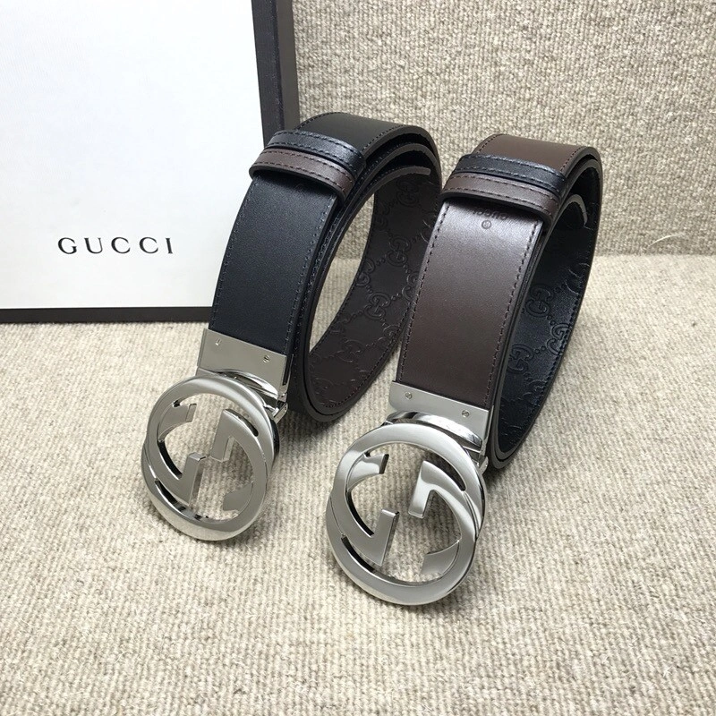 Gucci Reversible Gucci Signature belt 473030-1