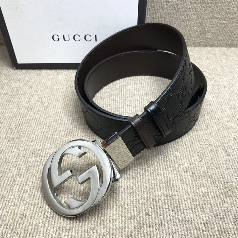 Gucci Reversible Gucci Signature belt 473030-1