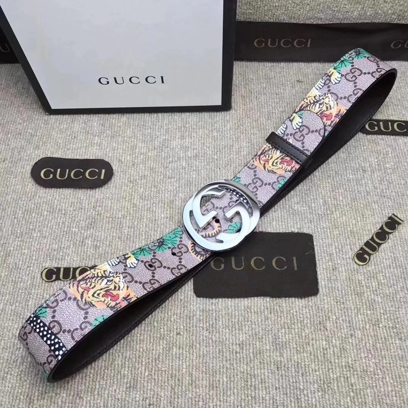 Gucci Tiger print belt W12180