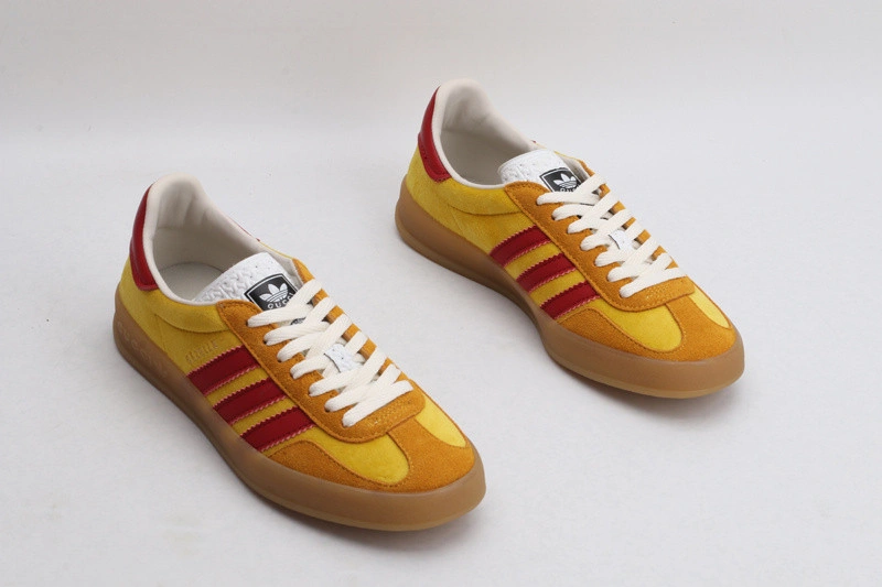 Guci  &  Adidas  Sneaker