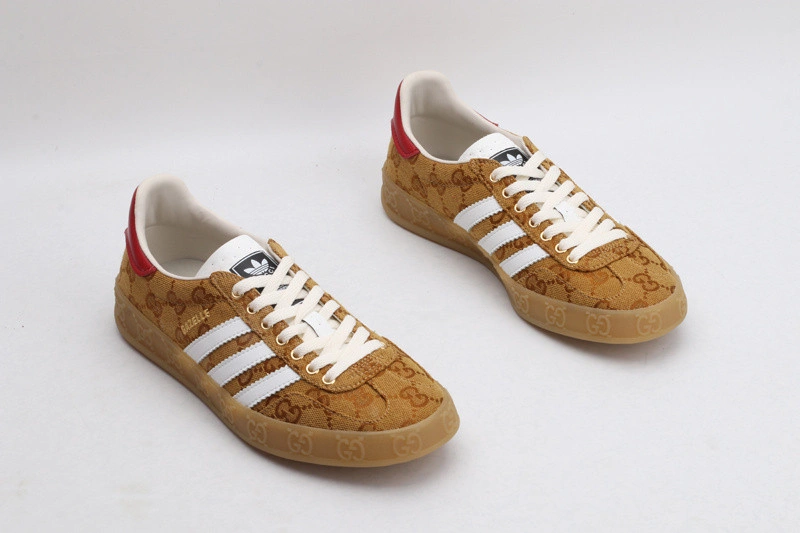 Guci  &  Adidas  Sneaker