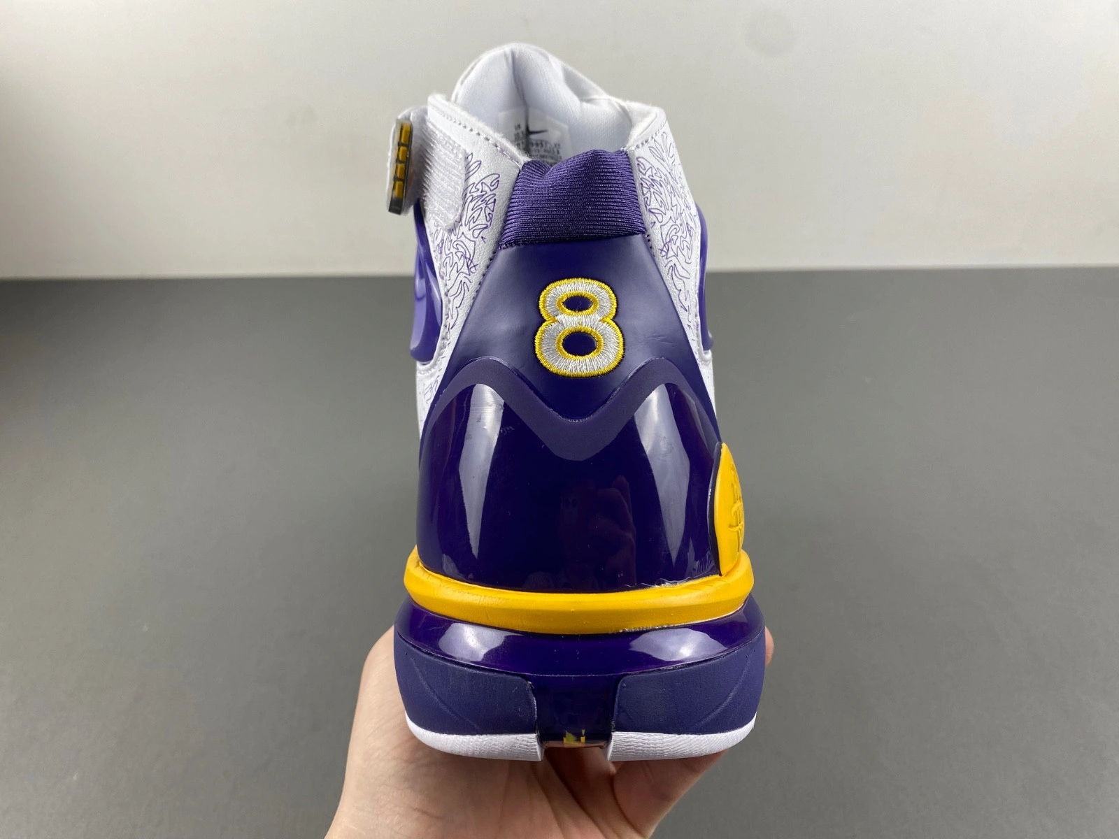 Huarache 2K4 'Kobe Laser'  309957-153