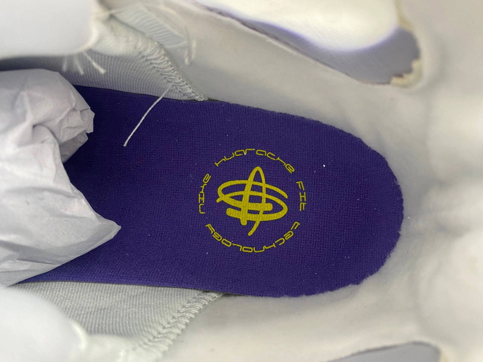 Huarache 2K4 'Kobe Laser'  309957-153