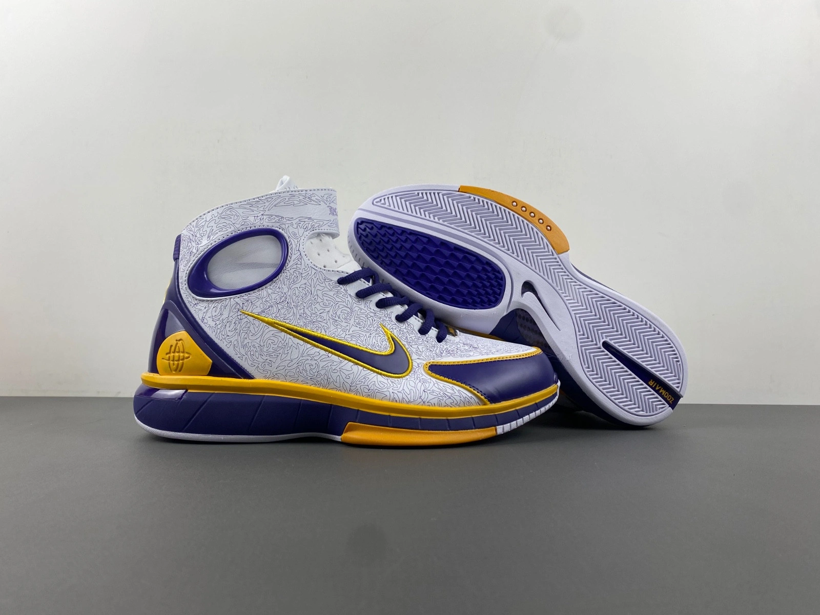 Huarache 2K4 'Kobe Laser'  309957-153