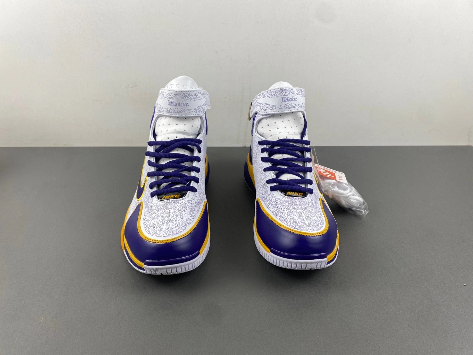 Huarache 2K4 'Kobe Laser'  309957-153