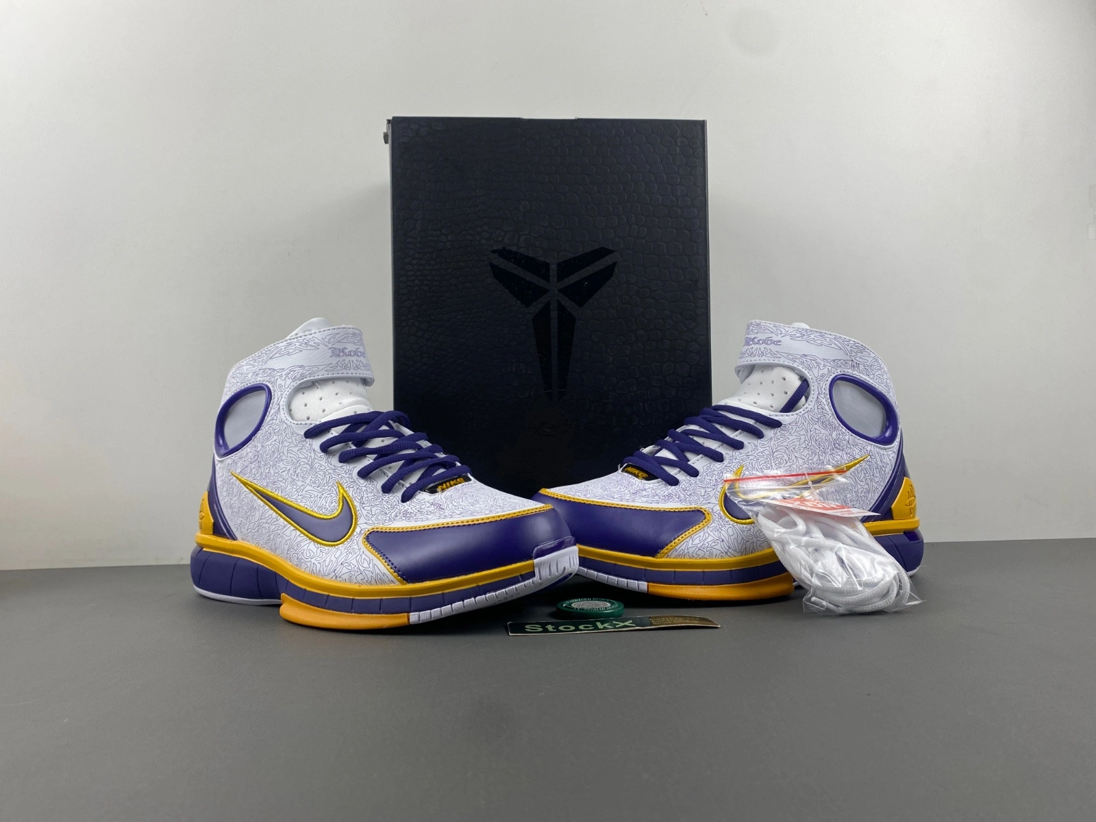 Huarache 2K4 'Kobe Laser'  309957-153