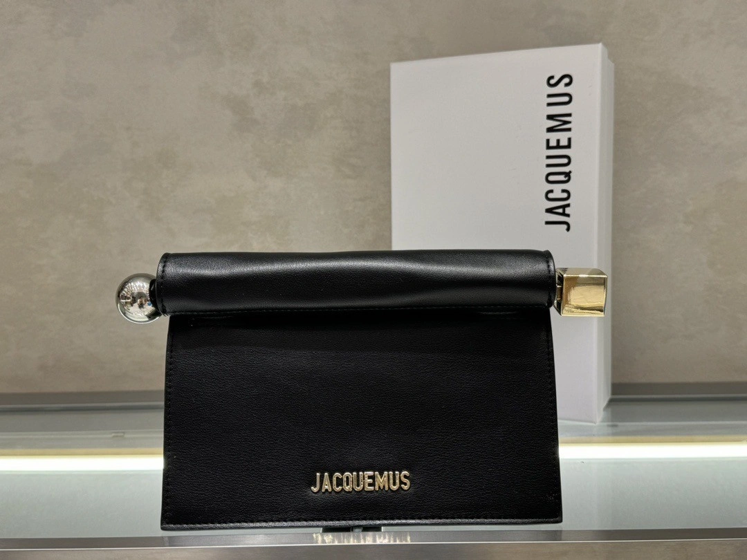 JACQUEMUS BAG