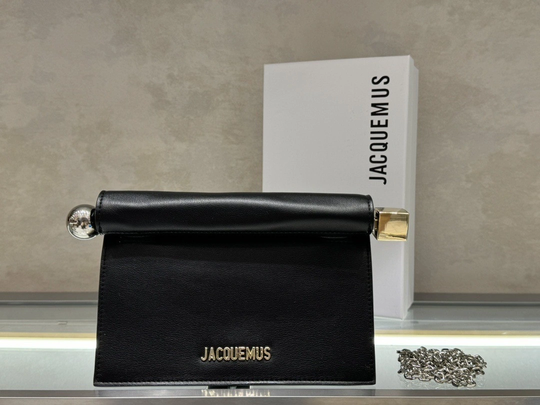 JACQUEMUS BAG