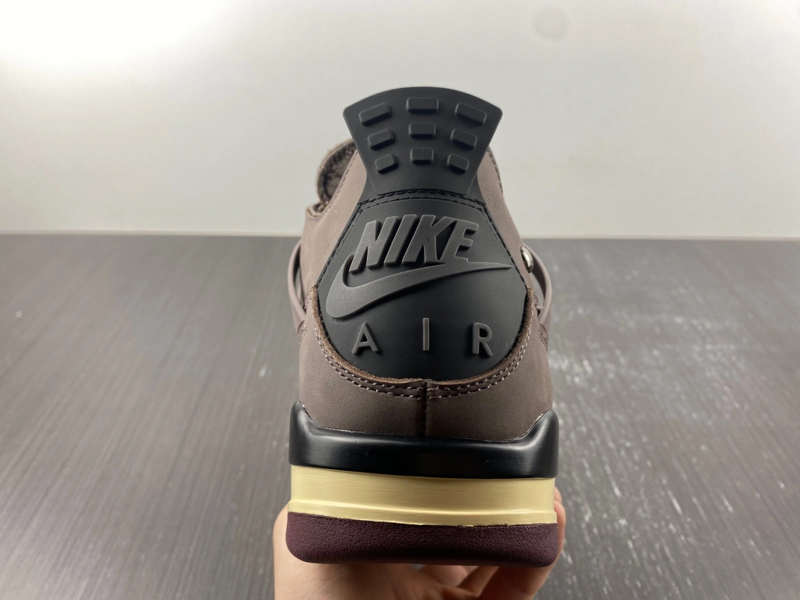 JORDAN 4 RETRO A MA MANIÉRE VIOLET ORE - DV6773-220
