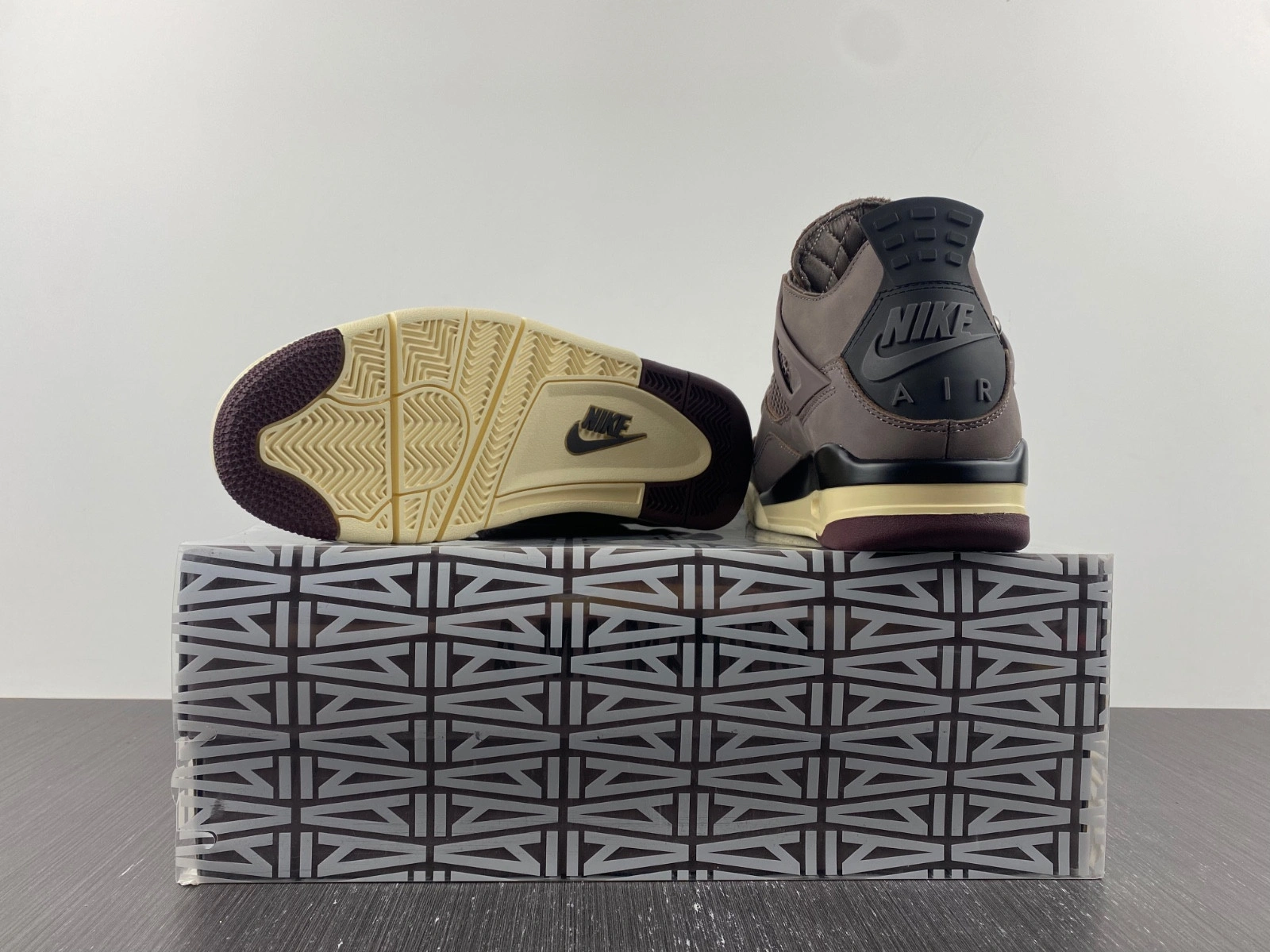 JORDAN 4 RETRO A MA MANIÉRE VIOLET ORE - DV6773-220