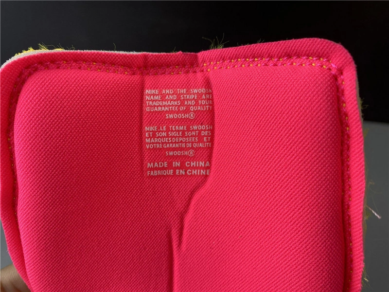 Jordan 1 High OG “Bio Hack”  555088-201